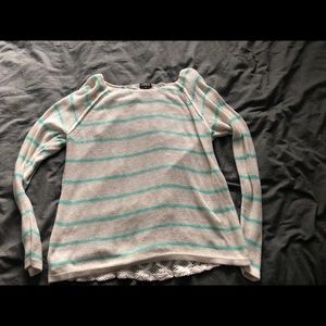 Light weight sweater